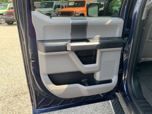 Used 2019 Ford F150 XLT w/ Equipment Group 302A Luxury AWD/4WD image 47