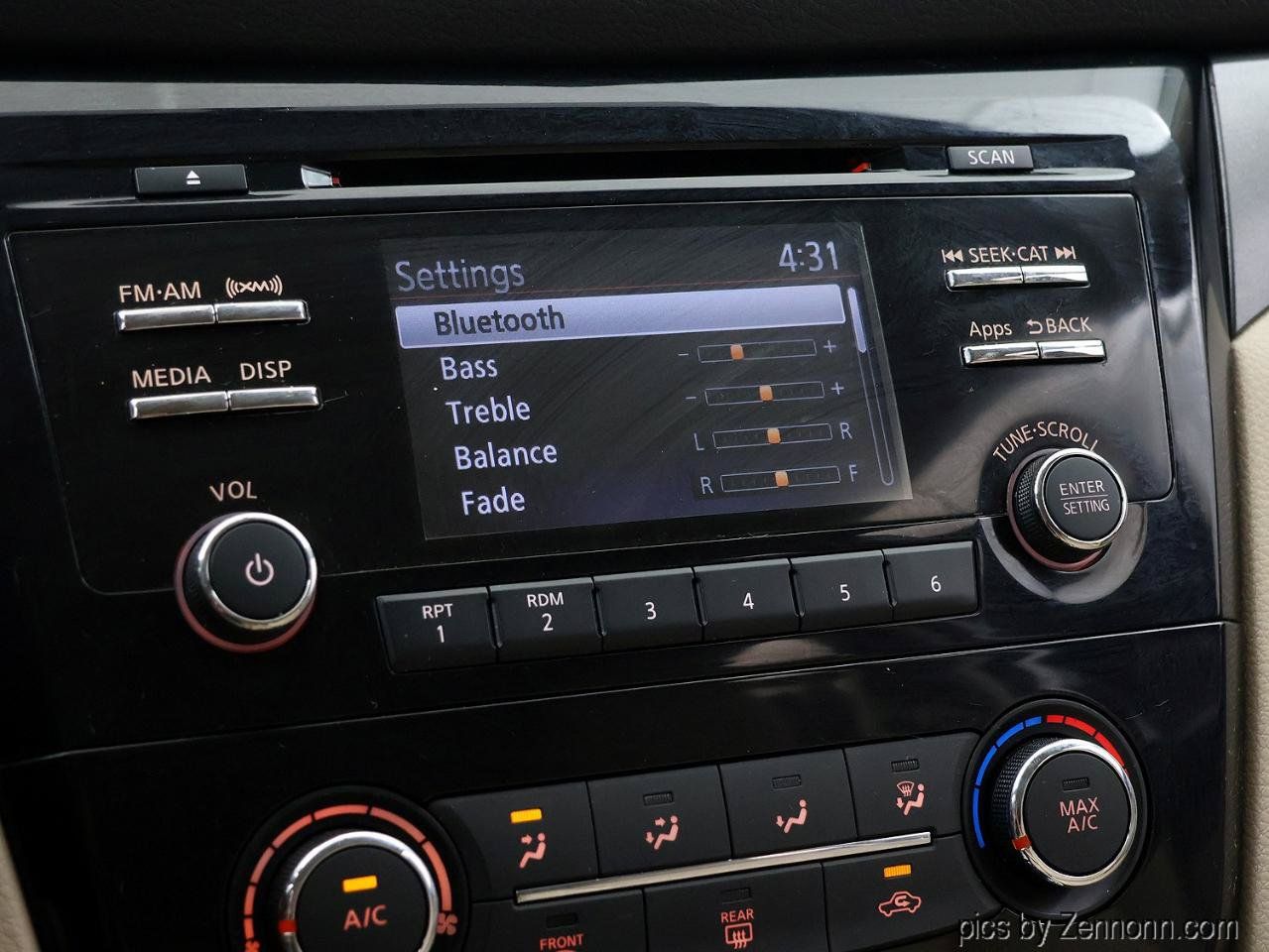 Used 2016 Nissan Rogue S FWD image 19