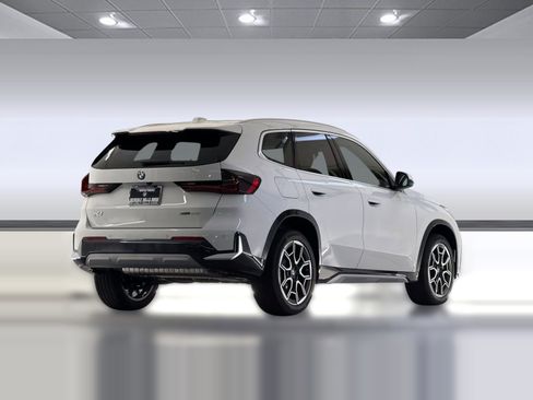 New 2026 BMW X1 xDrive28i w/ Technology Package AWD/4WD image 9