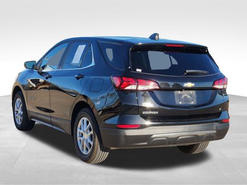 Used 2022 Chevrolet Equinox LT image 6