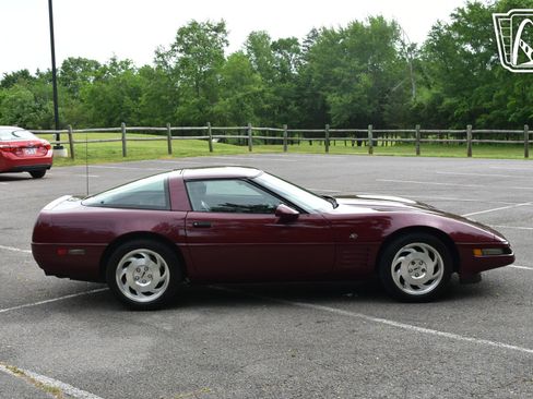 Used 1993 Chevrolet Corvette Coupe image 36