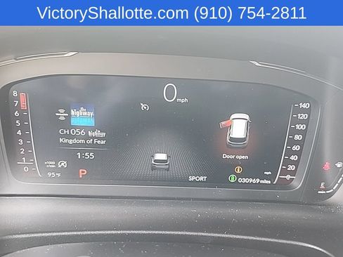 Used 2025 Honda Pilot Black Edition image 13