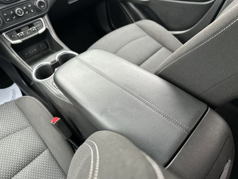 Certified 2023 GMC Terrain SLE w/ Driver Convenience Package image 20