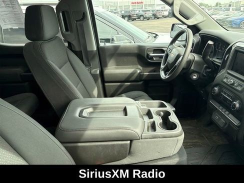 Used 2020 Chevrolet Silverado 1500 Custom w/ Custom Value Package AWD/4WD image 7
