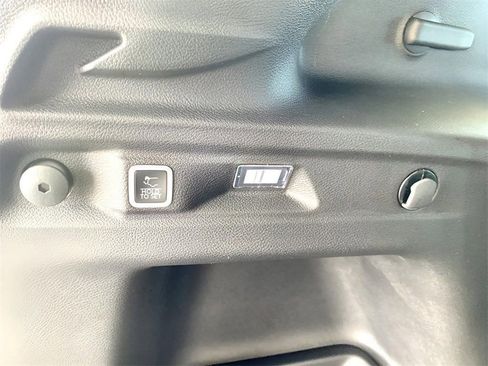 New 2025 Jeep Grand Cherokee L Limited w/ Black Appearance Package image 27