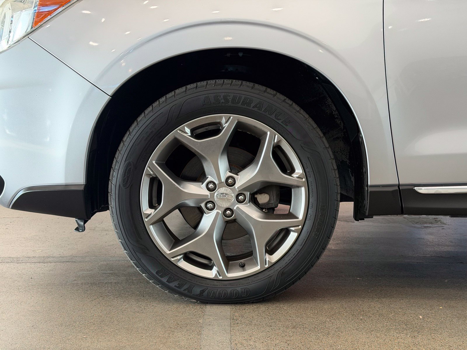 Used 2016 Subaru Forester 2.5i Touring w/ Eyesight & Navigation System AWD/4WD image 7