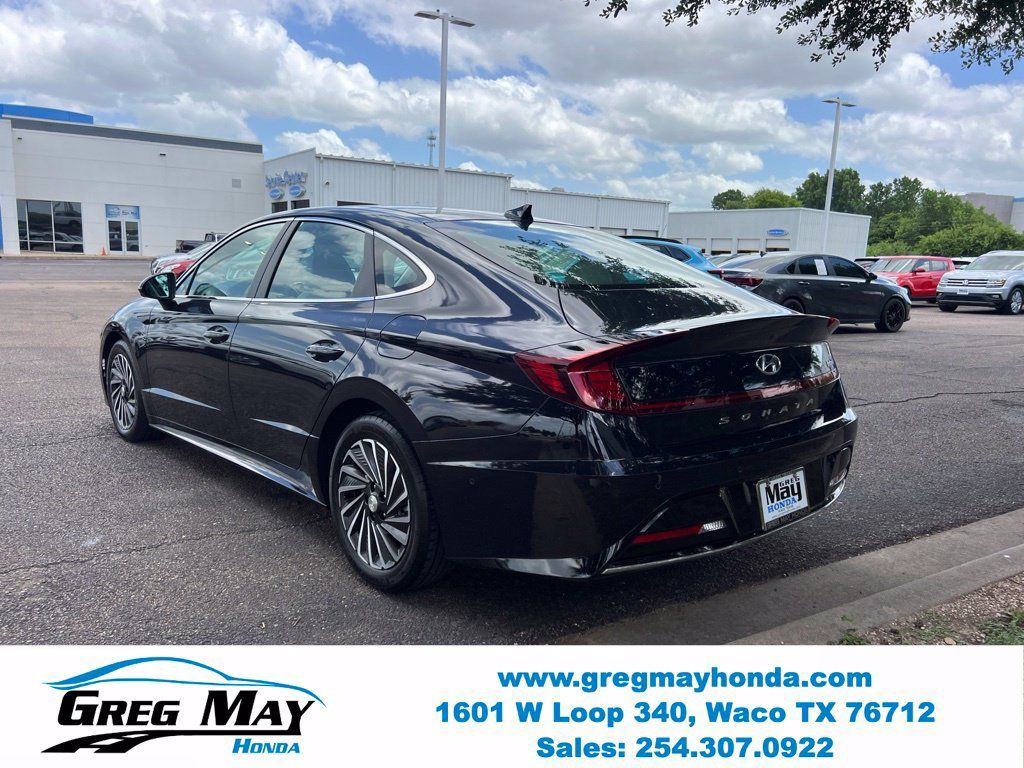 Used 2023 Hyundai Sonata Limited FWD image 5