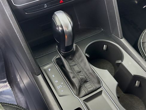 Used 2018 Volkswagen Atlas S image 20