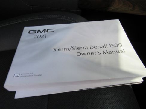 Used 2021 GMC Sierra 1500 SLT w/ SLT Premium Package AWD/4WD image 39