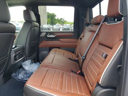 New 2026 GMC Sierra 3500 Denali Ultimate AWD/4WD image 12