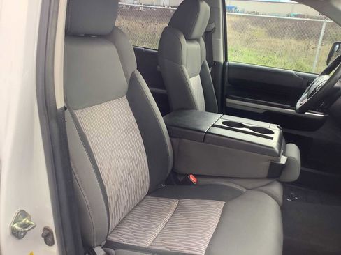 Used 2015 Toyota Tundra SR5 image 15