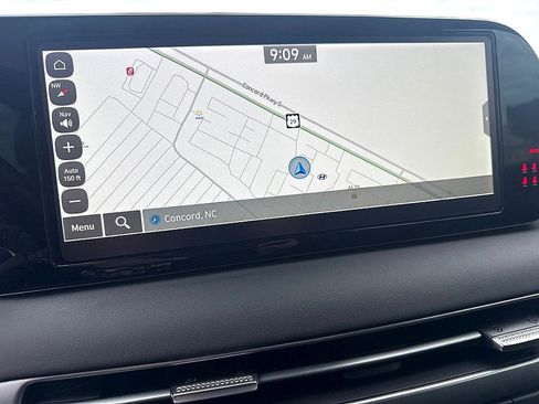 Certified 2025 Hyundai Palisade SEL image 16