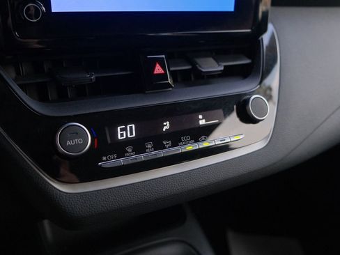 Used 2023 Toyota Corolla LE image 18