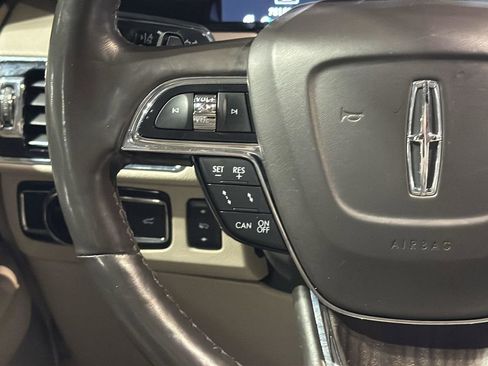 Used 2021 Lincoln Navigator Reserve w/ Luxury Package image 17