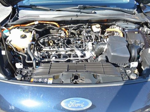 Used 2021 Ford Escape SEL image 45