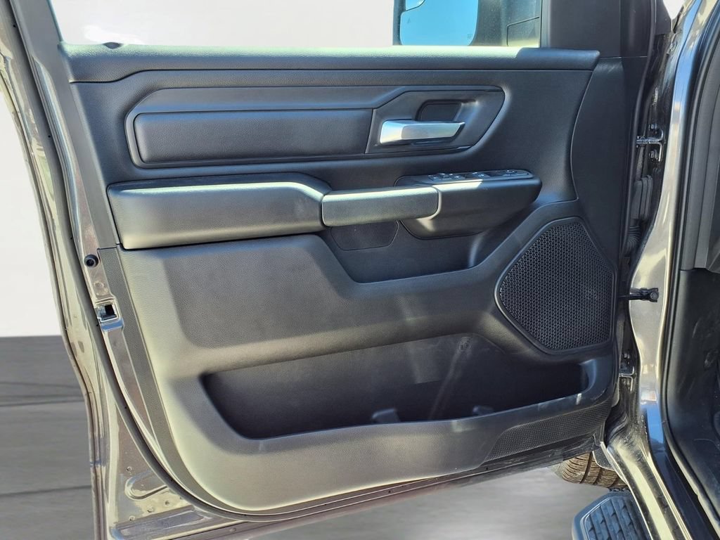 New 2026 RAM 1500 Express AWD/4WD image 13