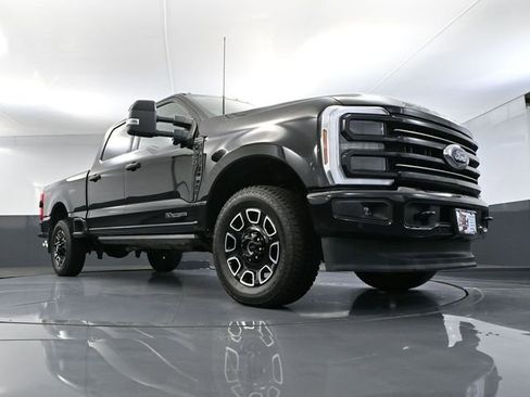 Used 2025 Ford F250 Platinum image 58