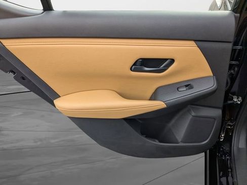 New 2025 Nissan Sentra SV w/ SV Premium Package FWD image 25