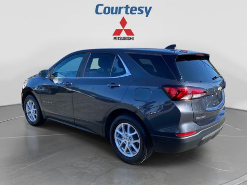 Used 2023 Chevrolet Equinox LT AWD/4WD image 3
