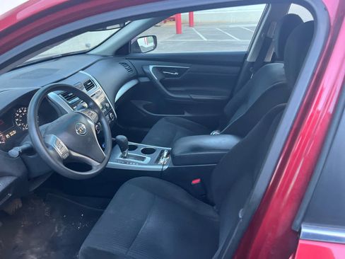 Used 2015 Nissan Altima 2.5 S w/ Special Edition Package FWD image 5