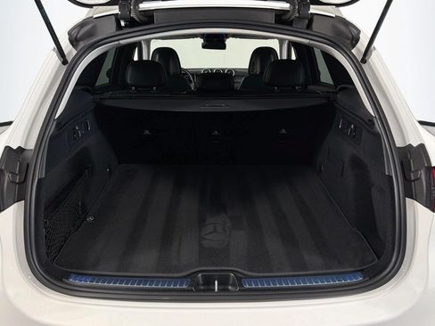 Certified 2024 Mercedes-Benz GLC 300 image 23