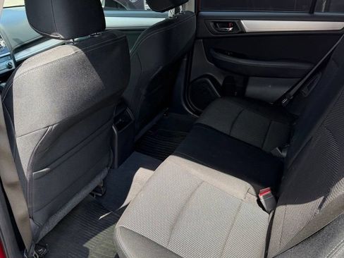 Used 2015 Subaru Outback 2.5i Premium AWD/4WD image 10