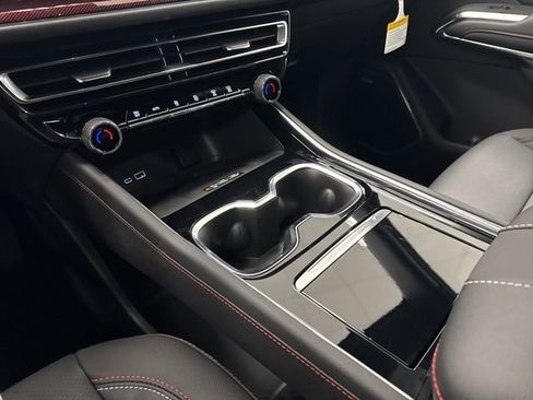 New 2026 Chevrolet Traverse Z71 w/ Enhanced Driving Package image 22