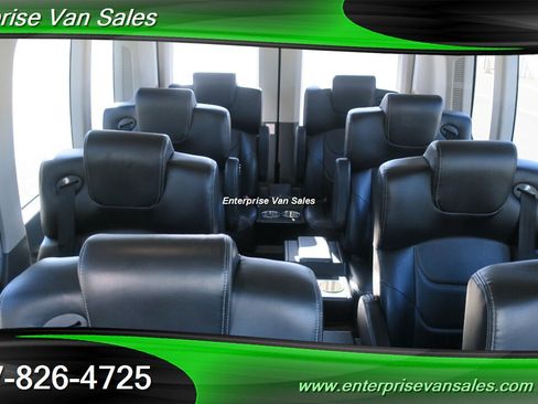 Used 2024 Ford Transit 350 XLT image 2