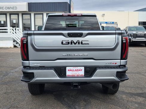 New 2026 GMC Sierra 2500 AT4 w/ AT4 Premium Plus Package image 4