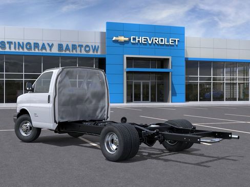 New 2025 Chevrolet Express 3500 w/ Power Convenience Package RWD image 3