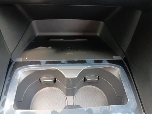 Certified 2025 MAZDA MAZDA3 Hatchback w/Premium Plus Pkg image 36