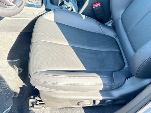 New 2025 Subaru Forester Limited image 18