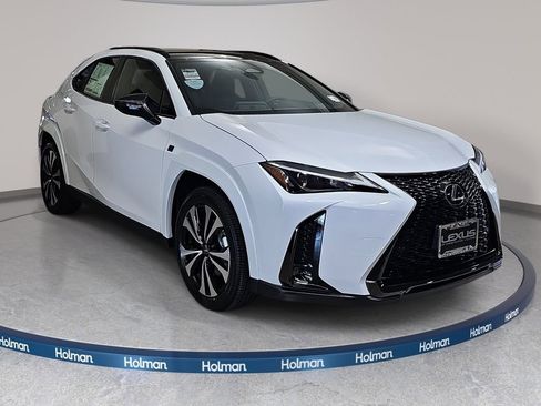 New 2026 Lexus UX 300h AWD image 4