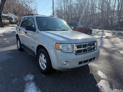 Used 2008 Ford Escape XLT image 3