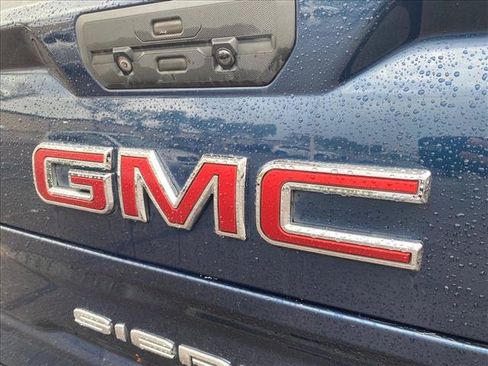 Used 2020 GMC Sierra 1500 AT4 w/ AT4 Premium Package AWD/4WD image 16