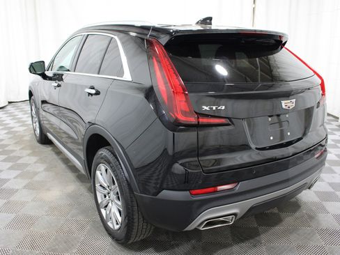 Used 2021 Cadillac XT4 Premium Luxury image 32