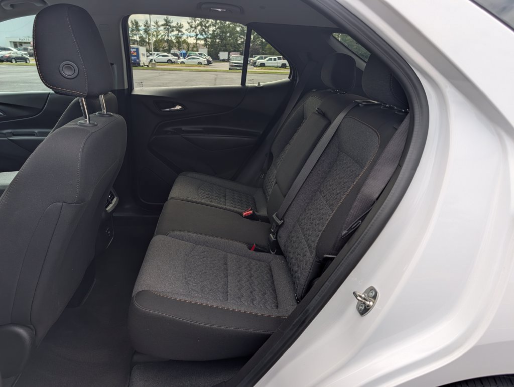 Used 2024 Chevrolet Equinox LT FWD image 18