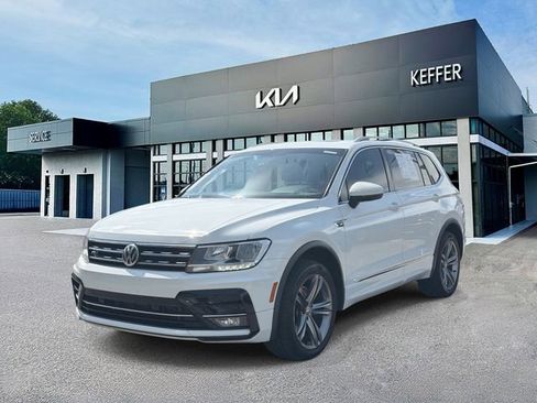 Used 2019 Volkswagen Tiguan SEL R-Line AWD/4WD image 4