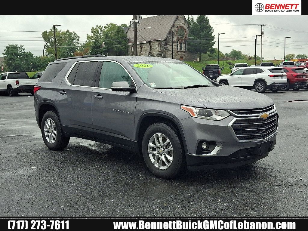 Used 2020 Chevrolet Traverse LT w/ LPO, Floor Liner Package AWD/4WD image 1