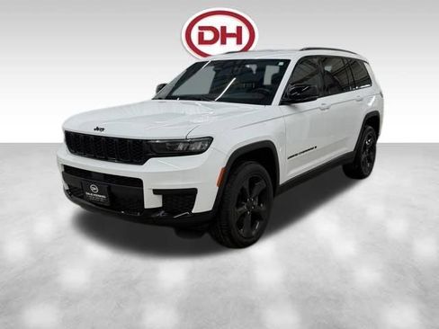 Used 2022 Jeep Grand Cherokee L Laredo AWD/4WD image 10