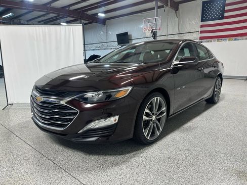 Used 2021 Chevrolet Malibu LT FWD image 4