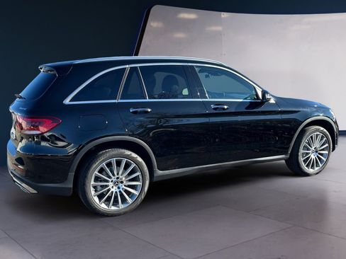 Certified 2022 Mercedes-Benz GLC 300 4MATIC w/ AMG Line image 6