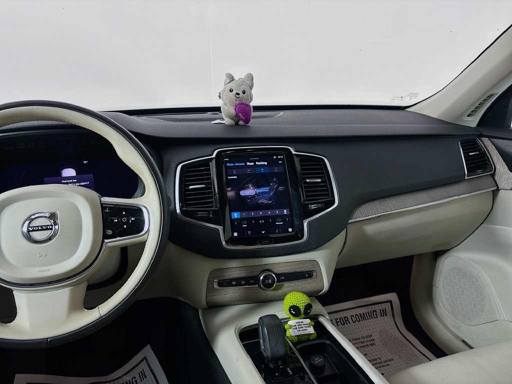 Used 2024 Volvo XC90 B6 Plus AWD/4WD image 25