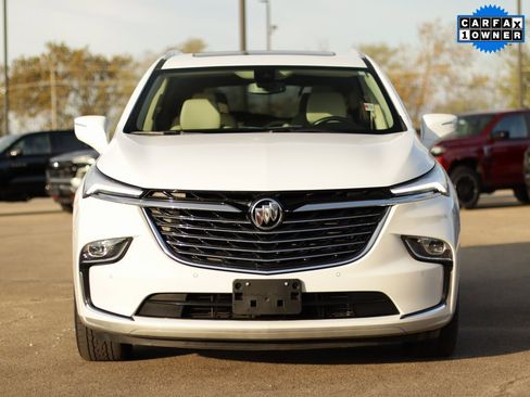 Used 2023 Buick Enclave Essence w/ Experience Buick Package image 2