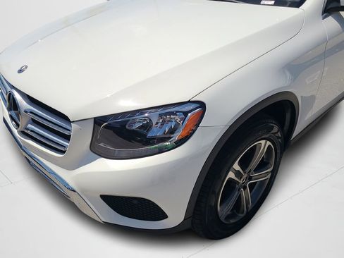 Used 2019 Mercedes-Benz GLC 300 4MATIC image 30