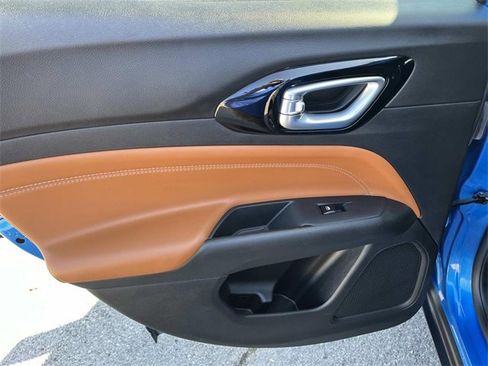 Certified 2024 Jeep Compass Limited image 19