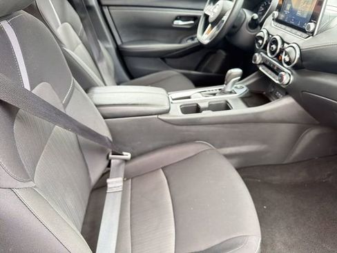 Used 2025 Nissan Sentra SV image 24