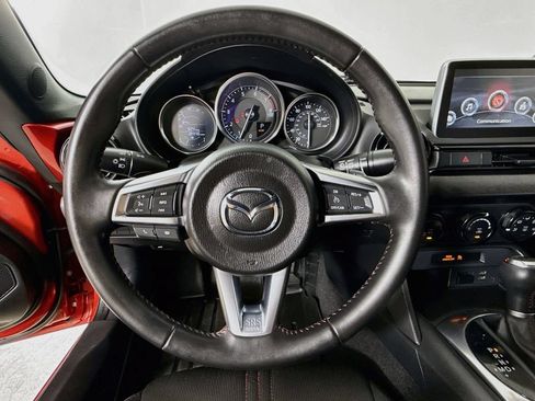 Used 2016 MAZDA MX-5 Miata Club RWD image 13
