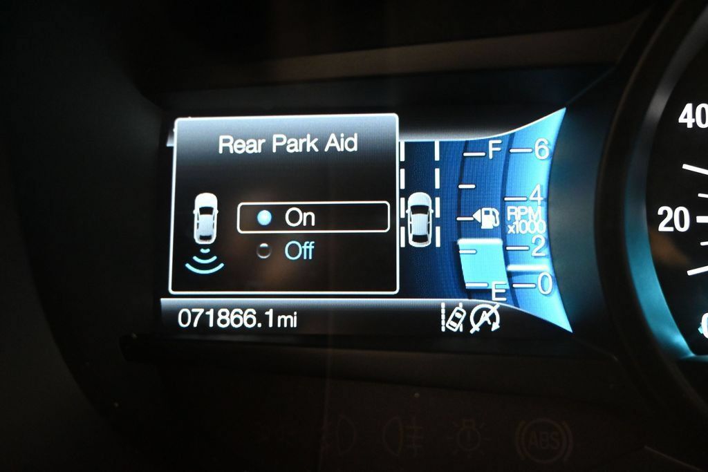 Used 2024 Ford Edge SEL AWD/4WD image 31