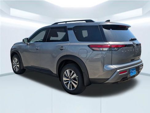 New 2026 Nissan Pathfinder SL AWD/4WD image 4